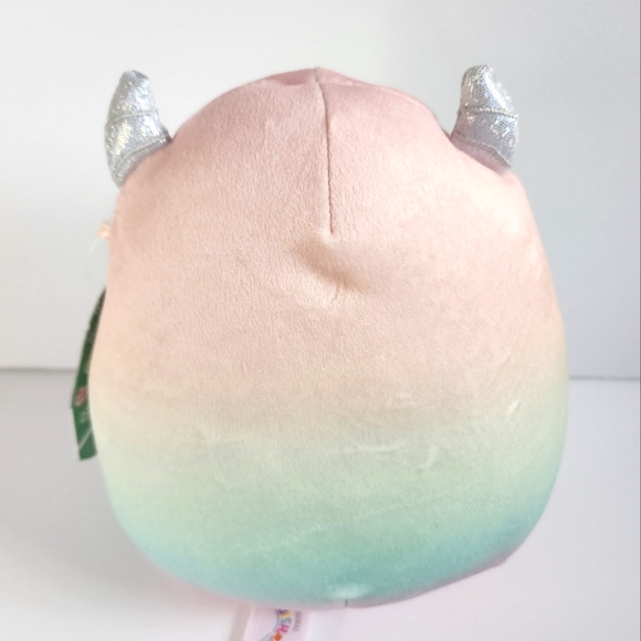 🎄 YARA 🐾 Rainbow Yeti w ❄️ Christmas 2022 Original Squishmallow ☆ NWT ☆ - Picture 7 of 8